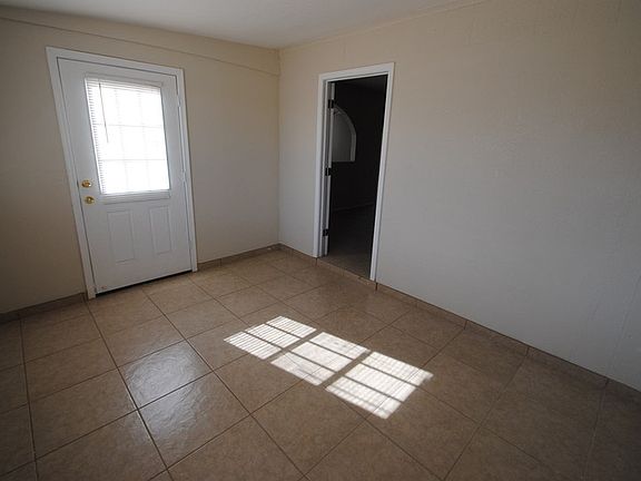 5th image of 8501 W Indianola Ave