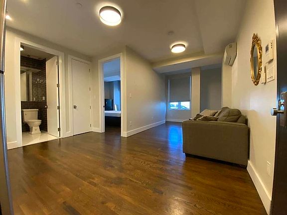 5th image of 276 Nostrand Ave #1C