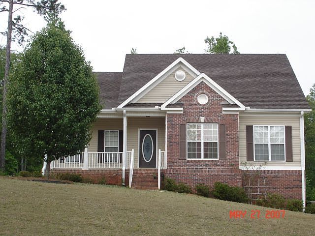 186 Emerald Pointe