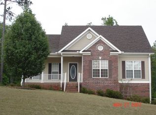 186 Emerald Pointe Dr, Carrollton, GA