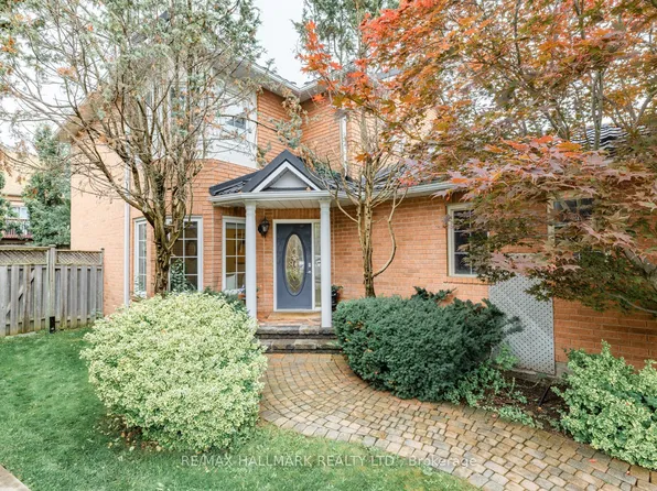 851 Hilton Blvd, Newmarket, ON L3X 2H7