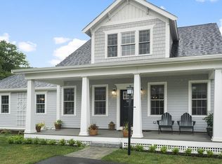4 Taylor Ln, Hingham, MA 02043