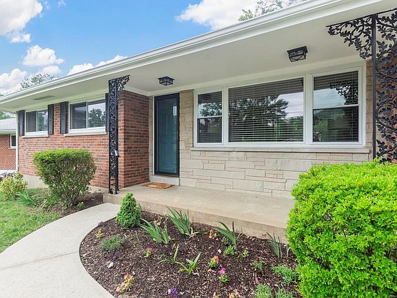2nd image of 8923 Fox Park Dr