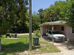 952 George W Engram Blvd, Daytona Beach, FL 32114