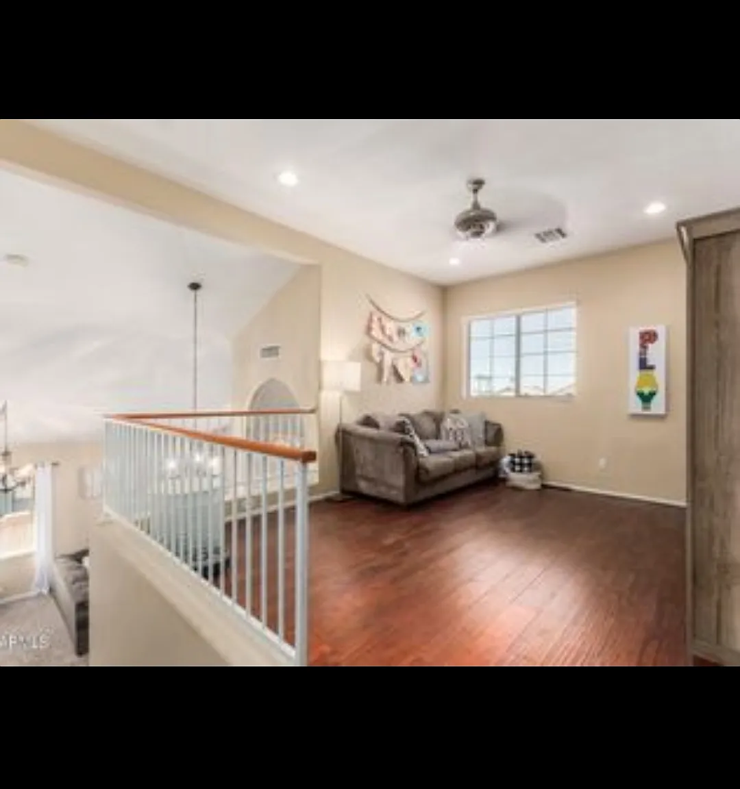 4 bed, 2406 sqft, $3,200 — Photo 1