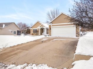 331 Salman Dr, Warsaw, IN 46580