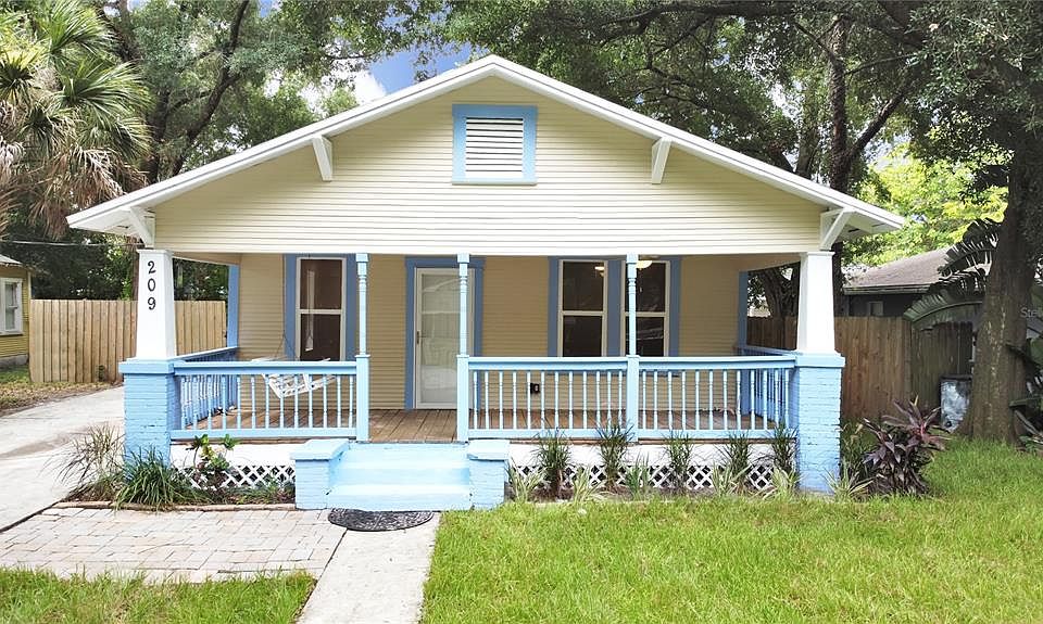 1st image of 209 E Cluster Ave