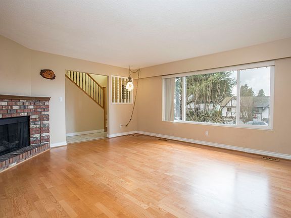5th image of 1572 Giles Pl #1570