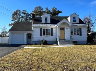 1721 Caldicott Rd, Schenectady, NY 12303