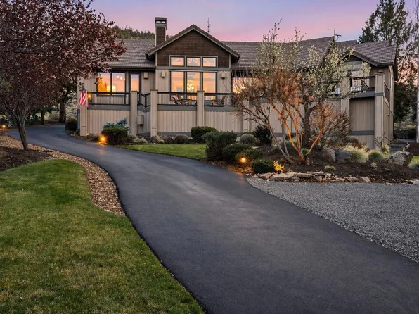 631 Sundance Ridge Ct, Redmond, OR 97756