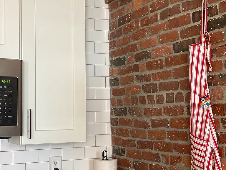 139 Border St #2B — Photo 24