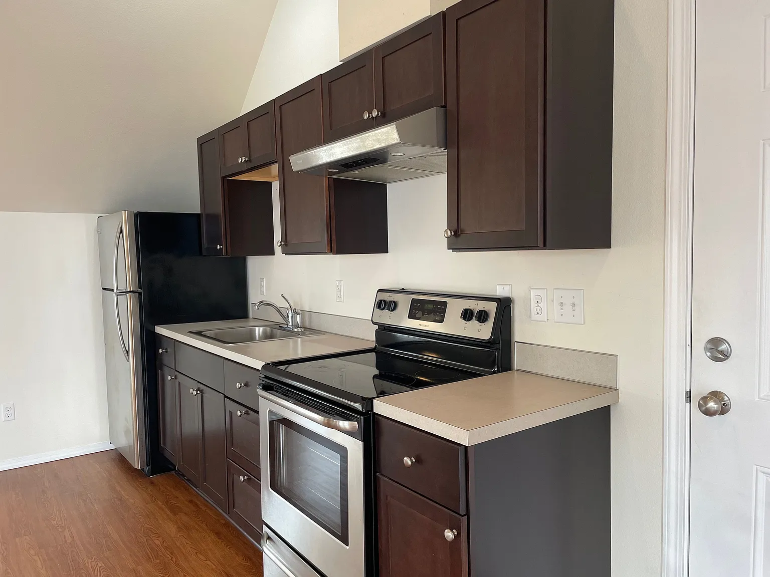 2412 Rucker Ave — Photo 3