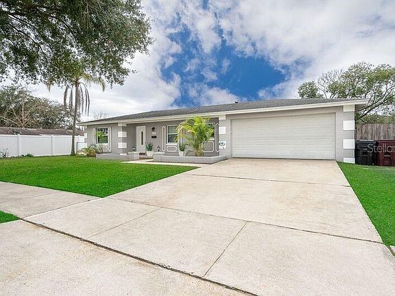 3rd image of 1110 S Alder Ave #7