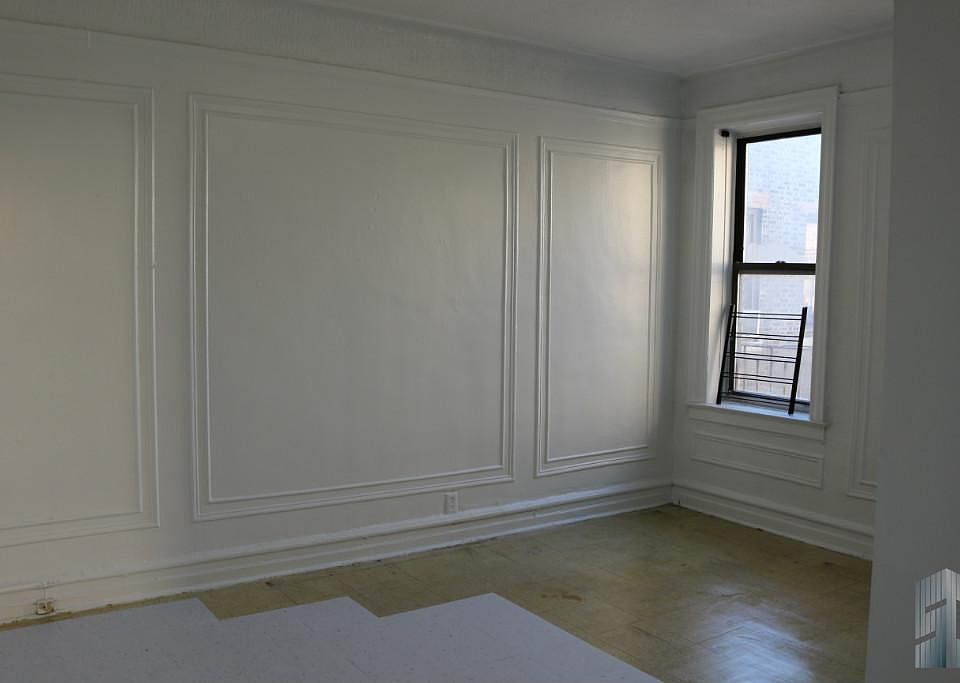 2nd image of 2474 Valentine Ave APT B42