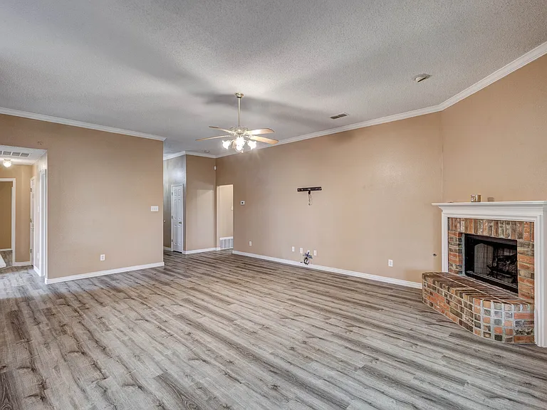 7708 Chandler Ct — Photo 7