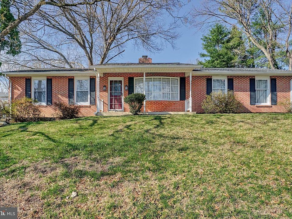 1st image of 3604 Kent Dr