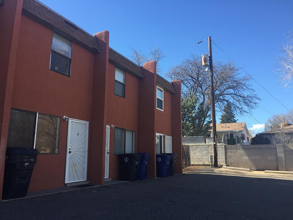 1st image of 301 Morningside Dr SE #E