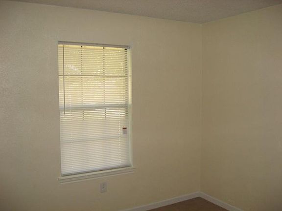 2nd image of 512 Belinda Cir