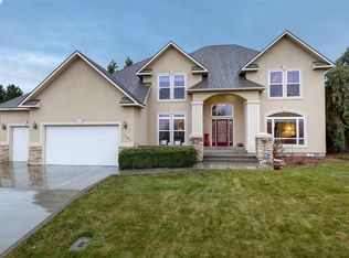 1393 Chardonnay Dr, Richland, WA 99352