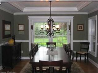 495 Carriage Dr, Orange, CT 06477