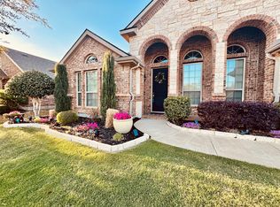 405 Ashlawn Dr, Midlothian, TX 76065