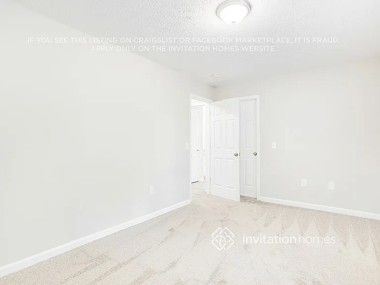 7028 Branch Crossing Way — Photo 13