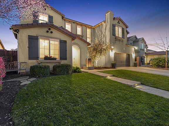 3rd image of 2619 W Connelly Avenue