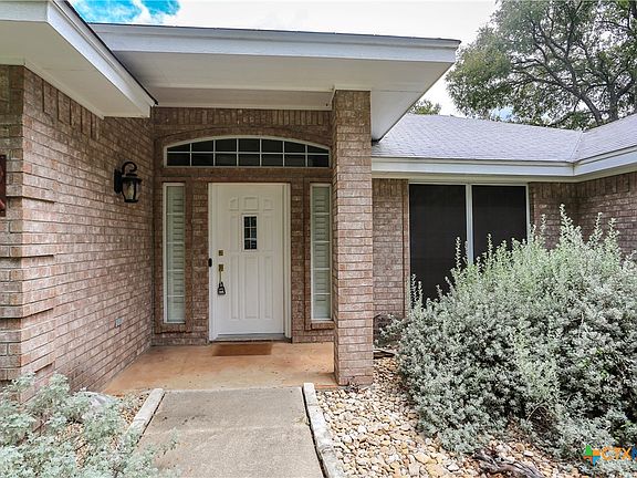 4th image of 3004 Oakwood Dr