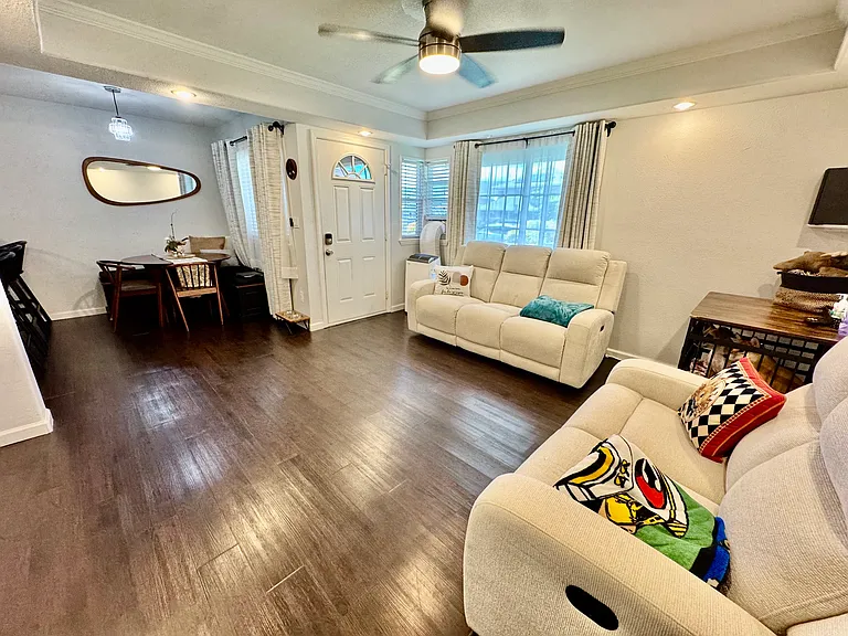 91-1010 Makaaloa St #4G — Photo 2