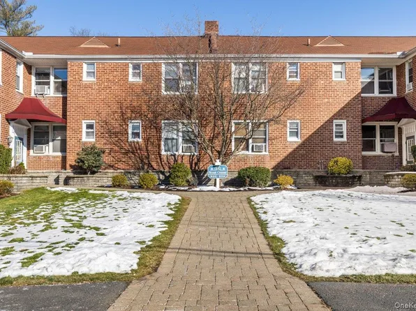 15 Bryant Crescent #1K, White Plains, NY 10605