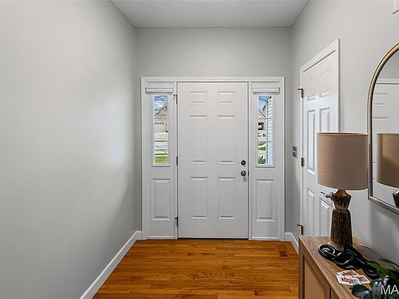 4th image of 112 Poplar Ct