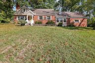 Stewart Rd-S0910-001.jpg