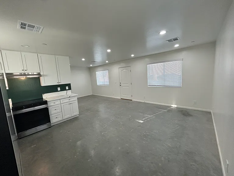 311 W Church Ave #B — Photo 24