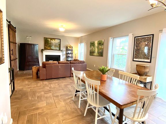 2nd image of 9411 Wood Creek Cir