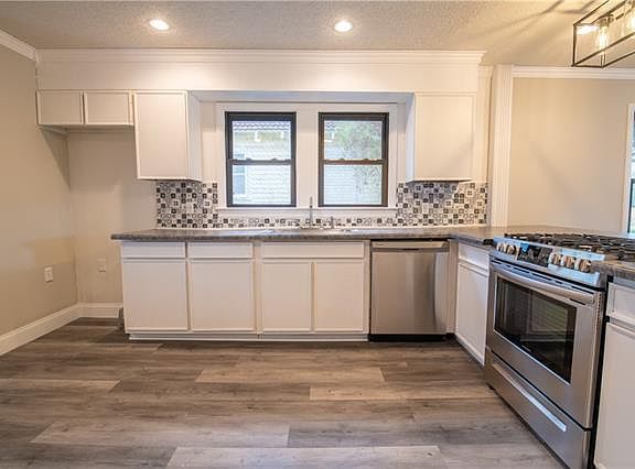 4th image of 612 Avenue B