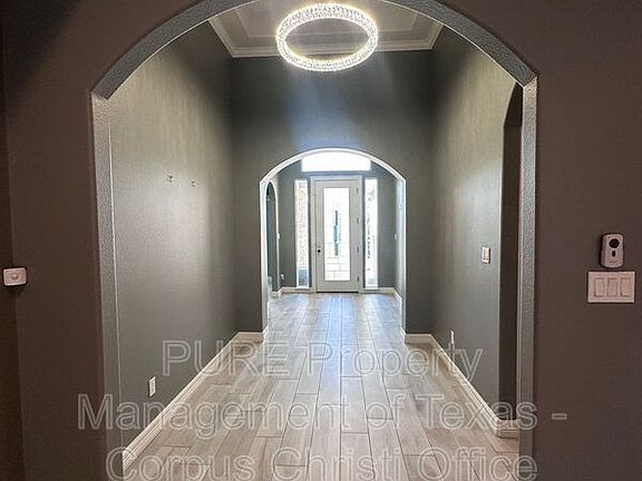 2nd image of 7314 Longitude Ct
