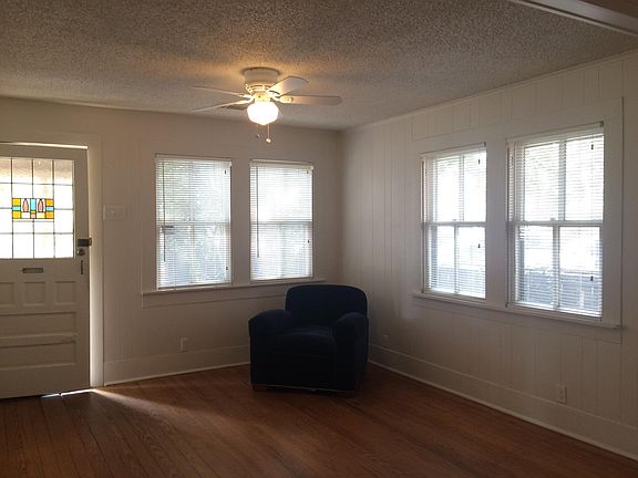 Living Space looking to the front door.