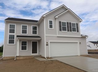 54439 Heron Cir, Chesterfield, MI