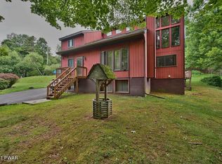 120 Kittatinny Dr, Bushkill, PA 18324