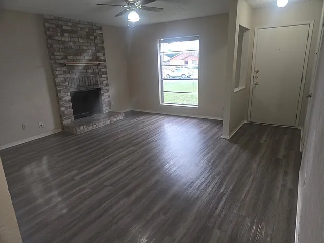 2101 Coach Dr — Photo 3