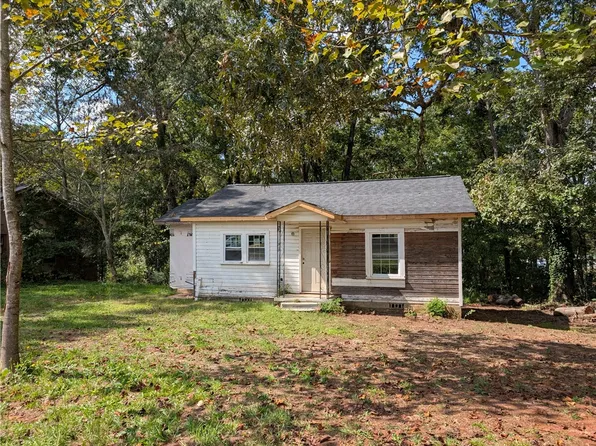 230 Friendship Rd, Seneca, SC 29678