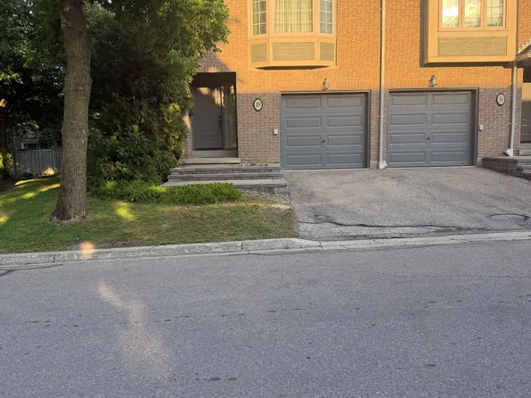 3100 5th Line W #49, Mississauga, ON L5L 5V5