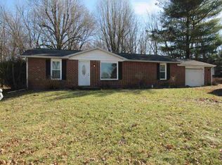 527 E Hodges St, Petersburg, IN 47567