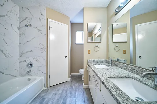 10235 Gulfstream Ln Photo 1