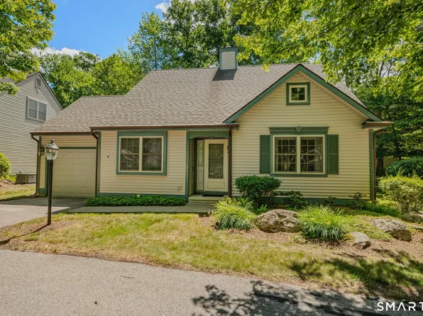 4 Bittersweet Lane #4, East Lyme, CT 06357