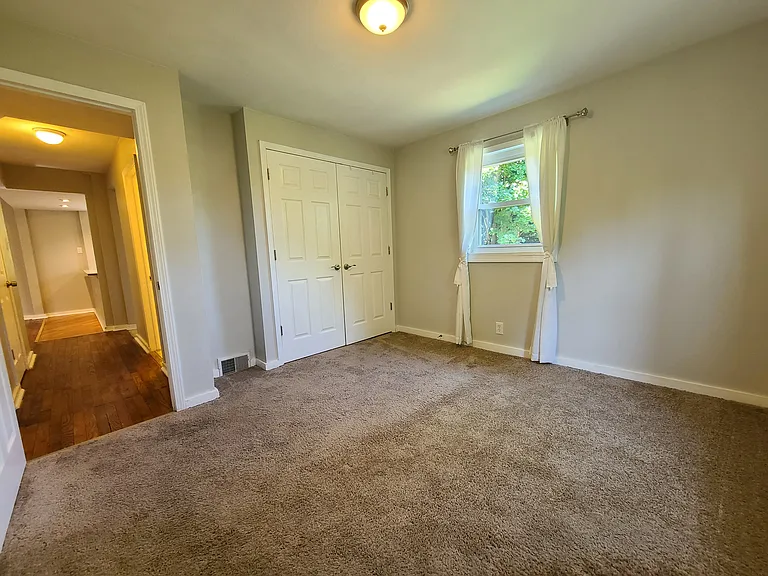 4721 Wildwood Sample Rd — Photo 8