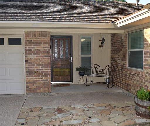 2nd image of 4605 Oak Valley Dr