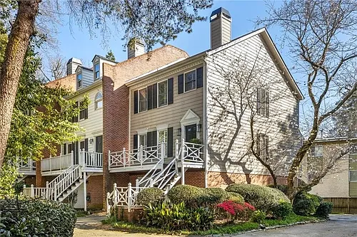 104 Terrace Dr NE #3 Photo 1