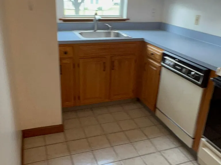 3 Jamie Ln #C — Photo 9
