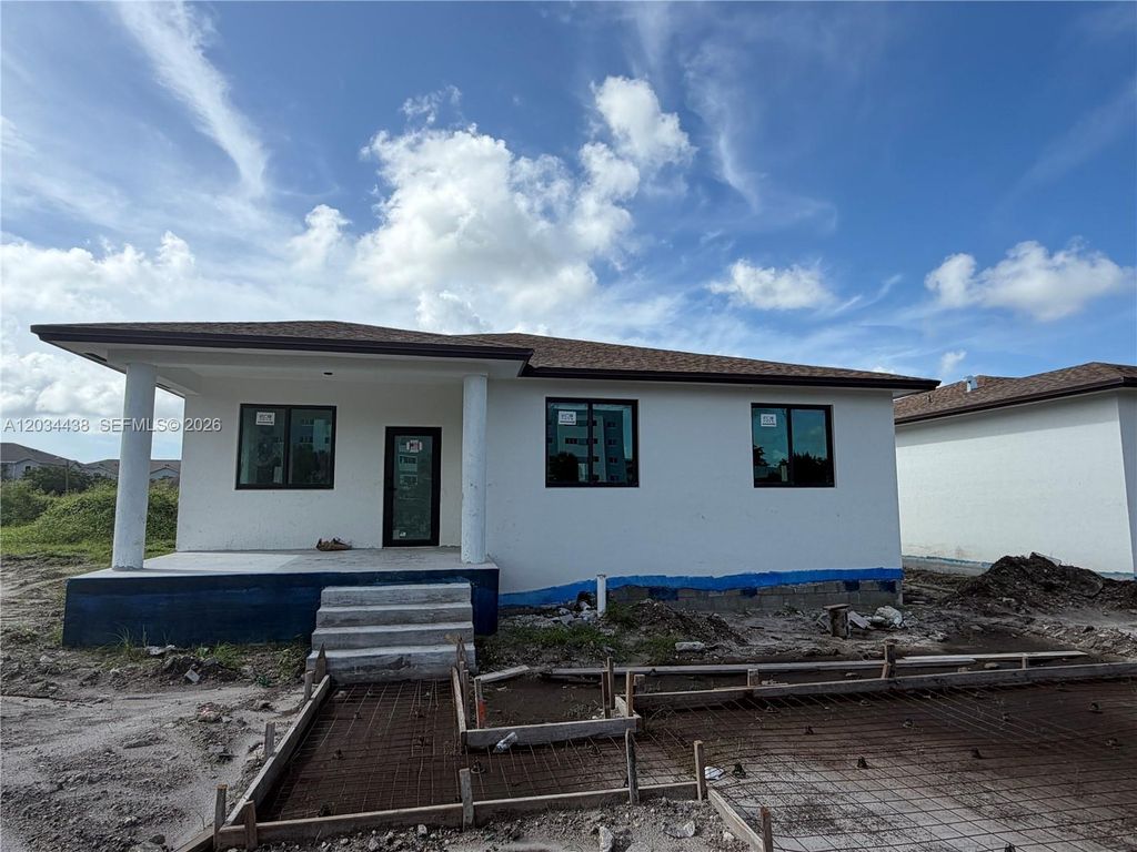 336 NW 11th St, photo 5